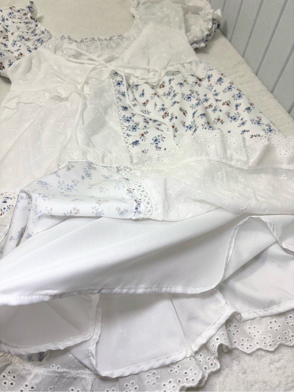 White Eyelet Floral Patchwork Puff Sleeve Babydoll Mini Dress Size S - Picture 8 of 10